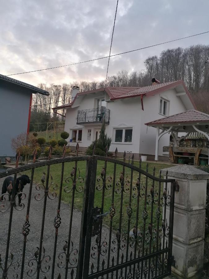Apartman Lara Krapina Buitenkant foto